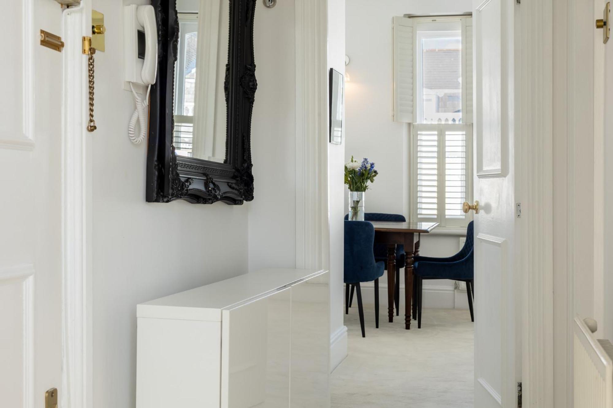 Ferienwohnung Brigth & Beautiful 1Br Flat In Earls Court London Exterior foto