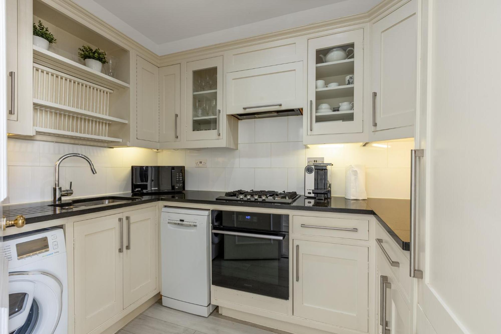 Ferienwohnung Brigth & Beautiful 1Br Flat In Earls Court London Exterior foto